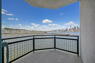 600 Harbor Blvd #955, Weehawken, NJ 07086 - Photo 4