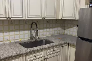 221 Jewett Ave, Jersey City, NJ 07304 - Photo 6