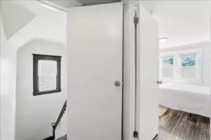 140 Pearsall Ave, Jersey City, NJ 07305 - Photo 26