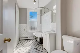 69 Jewett Ave, Jersey City, NJ 07304 - Photo 4