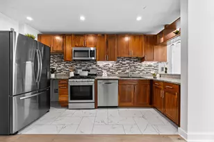 20 Newport Pkwy, Jersey City, NJ 07310 - Photo 6