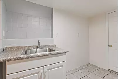 86 Clendenny Ave, Jersey City, NJ 07304 - Photo 14