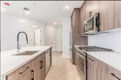 338 Newark Ave #302, Jersey City, NJ 07302 - Photo 6
