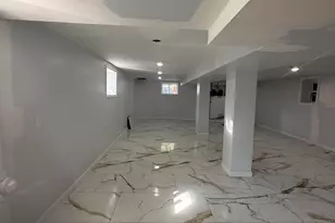 79 Warner Ave, Jersey City, NJ 07305 - Photo 20