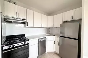 1225 Kennedy Blvd, Bayonne, NJ 07002 - Photo 4