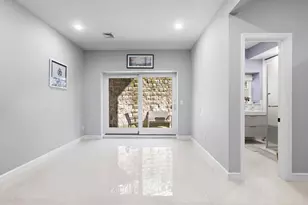 55 W 19th St, Weehawken, NJ 07086 - Photo 28