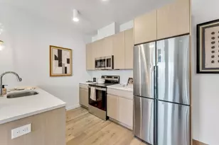 301 West Side Ave, Jersey City, NJ 07306 - Photo 10