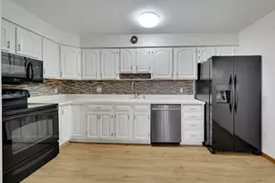 9249 John F. Kennedy Blvd, North Bergen, NJ 07047 - Photo 8