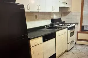 177 W 48th St, Bayonne, NJ 07002 - Photo 2