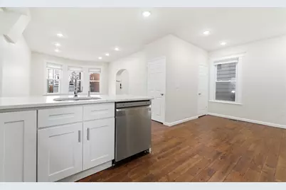 244 Clinton Ave, Jersey City, NJ 07304 - Photo 10