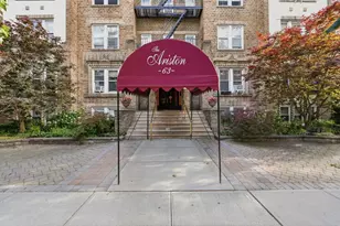 63 Sherman Pl, Jersey City, NJ 07307 - Photo 2