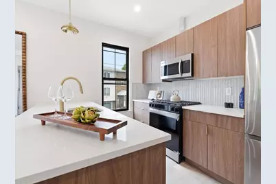 29 Weldon St #2, Jersey City, NJ 07306 - Photo 4