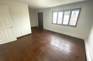 122 North St, Jersey City, NJ 07307 - Photo 6