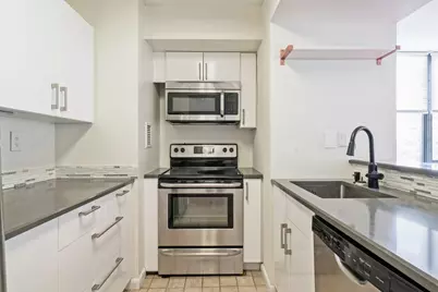 551 Observer Highway #4C, Hoboken, NJ 07030 - Photo 1
