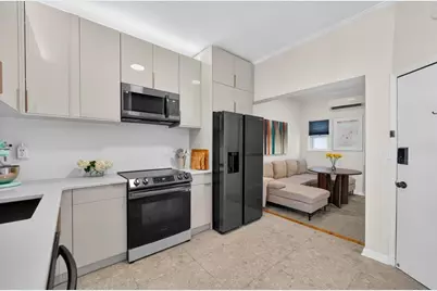 609 New York Ave #1R, Union City, NJ 07087 - Photo 4