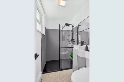 609 New York Ave #1R, Union City, NJ 07087 - Photo 12