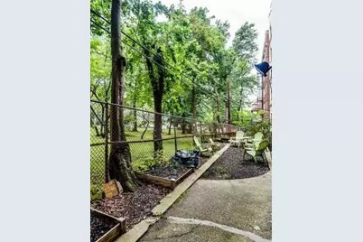 131 Kensington Ave #E2, Jersey City, NJ 07304 - Photo 8
