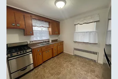 126 69th St, Guttenberg, NJ 07093 - Photo 22