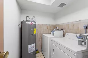9249 Kennedy Blvd, North Bergen, NJ 07047 - Photo 20