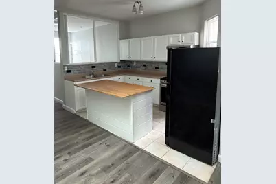 444 Broadway #3R, Bayonne, NJ 07002 - Photo 4