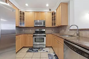 311 Washington St, Jersey City, NJ 07302 - Photo 10