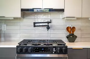 104 Terrace Ave, Jersey City, NJ 07307 - Photo 4
