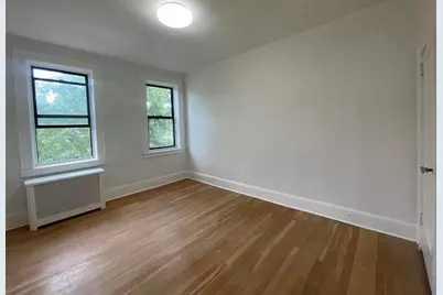 2 Noll Pl #8, Newark, NJ 07102 - Photo 4