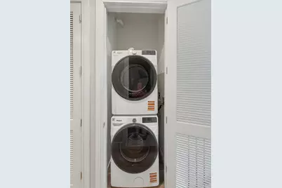 29 Clinton Ave #2, Jersey City, NJ 07304 - Photo 16