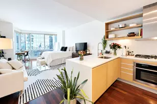 77 Hudson St, Jersey City, NJ 07302 - Photo 4