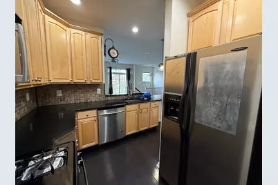 15 Hudson Ct, Jersey City, NJ 07305 - Photo 8