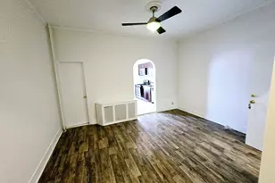 214 5 Bowers St, Jersey City, NJ 07307 - Photo 2