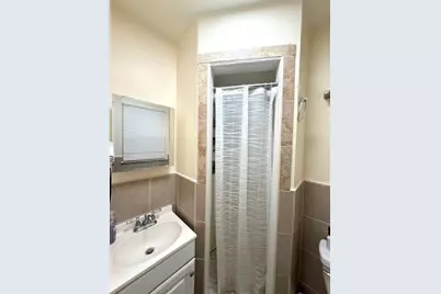 411 Manila Ave #1, Jersey City, NJ 07302 - Photo 6