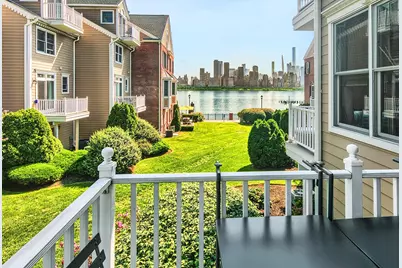 476 Buffalo Ct, West New York, NJ 07093 - Photo 2