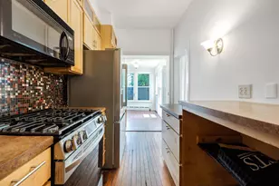 258 Woodlawn Ave, Jersey City, NJ 07305 - Photo 14