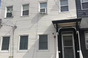 38 Bleecker St, Jersey City, NJ 07307 - Photo 2