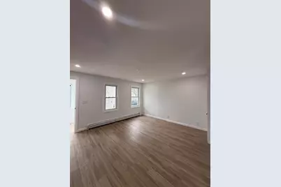 118 Maple St #HOUSE, Kearny, NJ 07032 - Photo 4