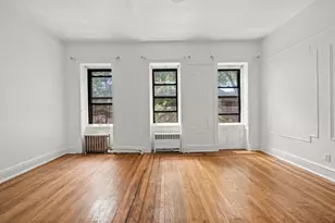 314 York St, Jersey City, NJ 07302 - Photo 2
