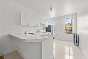 314 York St, Jersey City, NJ 07302 - Photo 4