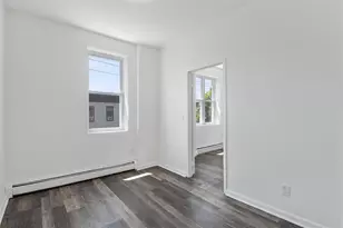 310 Paterson Plank Rd, Union City, NJ 07087 - Photo 10