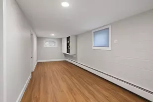 18 Stevens Ave, Jersey City, NJ 07305 - Photo 14