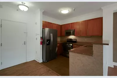 30 Freedom Way #107, Jersey City, NJ 07305 - Photo 6