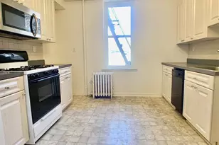 106 11th St, Hoboken, NJ 07030 - Photo 4