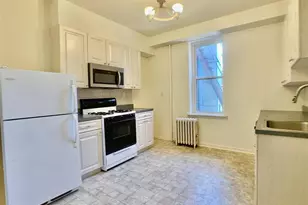 106 11th St, Hoboken, NJ 07030 - Photo 2