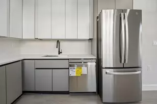 158 Oakland Ave, Jersey City, NJ 07306 - Photo 6