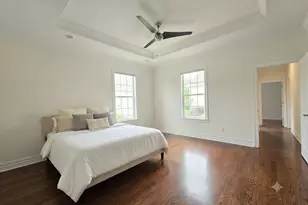 105 W 8th St, Bayonne, NJ 07002 - Photo 16