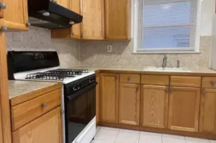 121 Mallory Ave, Jersey City, NJ 07304 - Photo 4