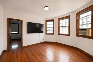 196 W 52nd St, Bayonne, NJ 07002 - Photo 4