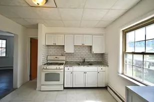 196 W 52nd St, Bayonne, NJ 07002 - Photo 2
