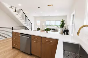 98 Western Ave, Jersey City, NJ 07307 - Photo 34