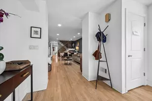 6 Carroll Pl, Weehawken, NJ 07085 - Photo 4
